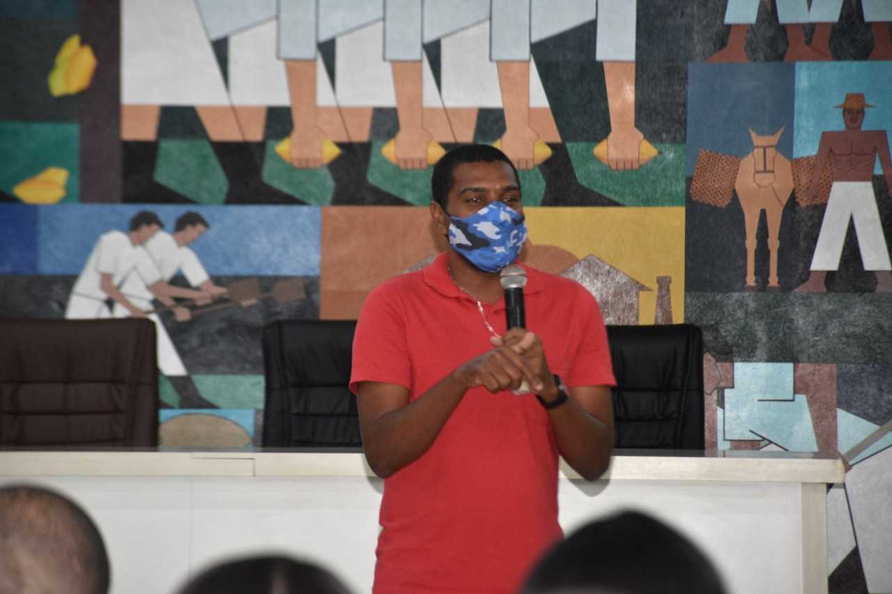 Camacã: Secretaria de Educação e Cultura dá posse aos conselheiros e realiza eleição
